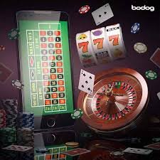 iNet789 ကာစီနို APP မိုဘိုင်းဖြင့် Wave Money KBZPay AYA Pay ငွေသွင်း ကစားနေသည့် မြင်ကွင်း